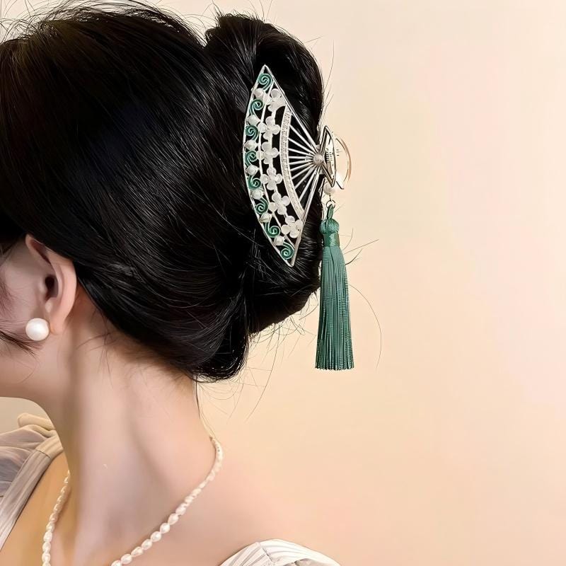 Temperament Flower Pearl Inlaid Tassel Fan Shaped Hair Claw