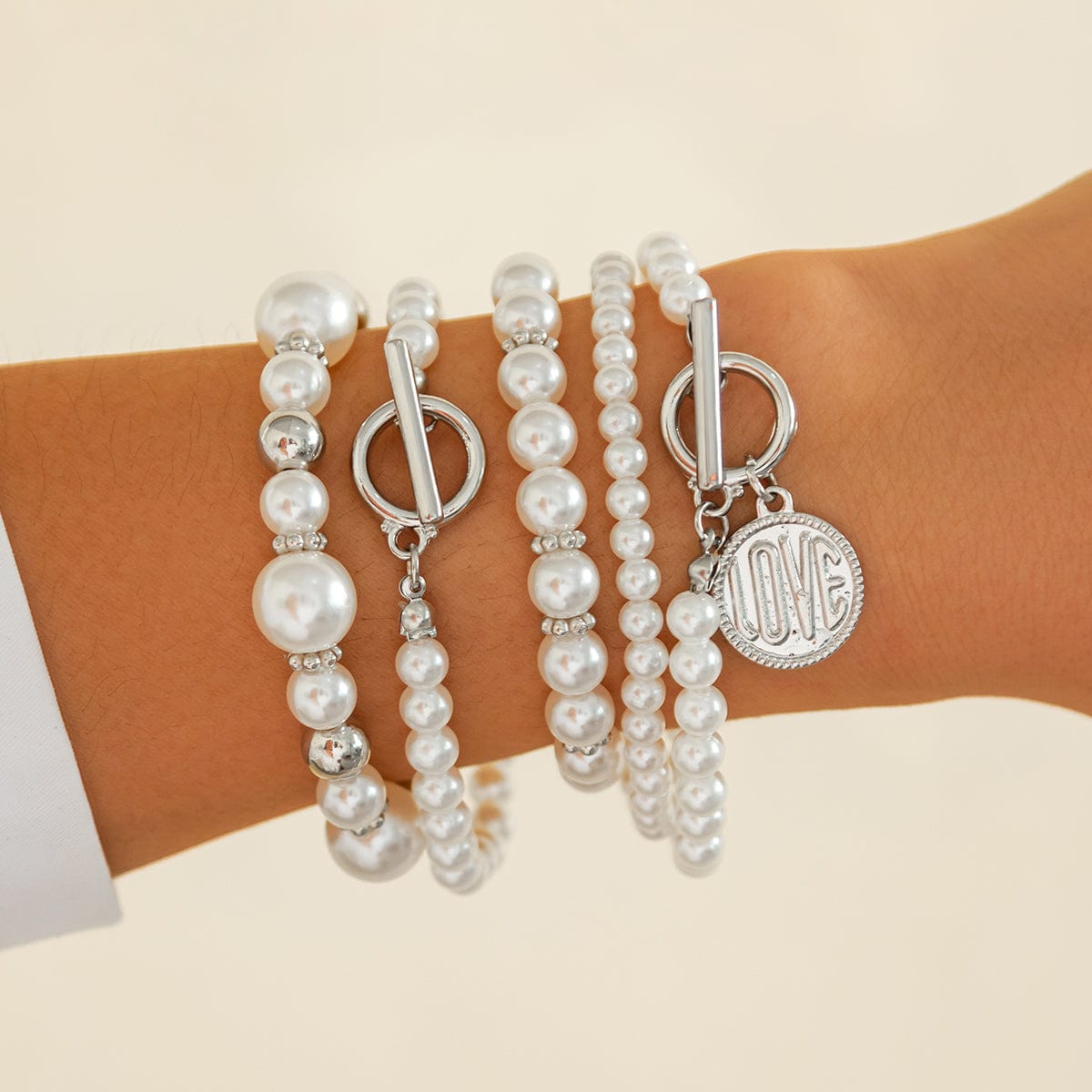 Trendy 5pcs Toggle Clasp Love Round Disk Charm Pearl Chain Bracelet Set