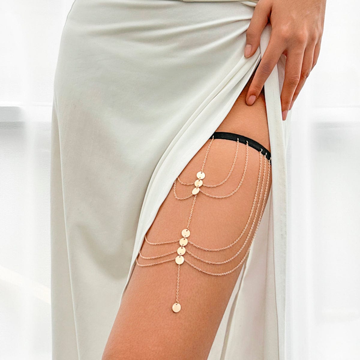 Trendy Dainty Layered Sequin Charm Elastic Thigh Leg Chain