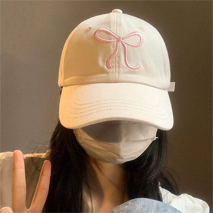 Trendy Korean Embroidered Bowknot Adjustable Baseball Cap