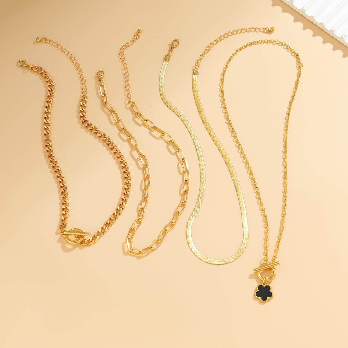 Trendy Layered Enamel Flower Toggle Clasp Curb Chain Necklace Set