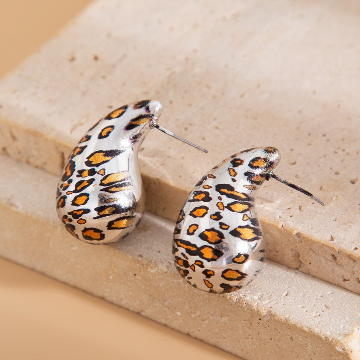 Trendy Silver Tone Leopard Waterdrop Stud Earrings - ArtGalleryZen