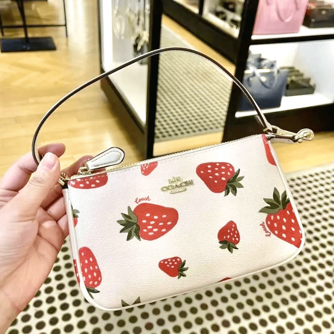 Trendy Strawberry Leather Shoulder Bag - ArtGalleryZen