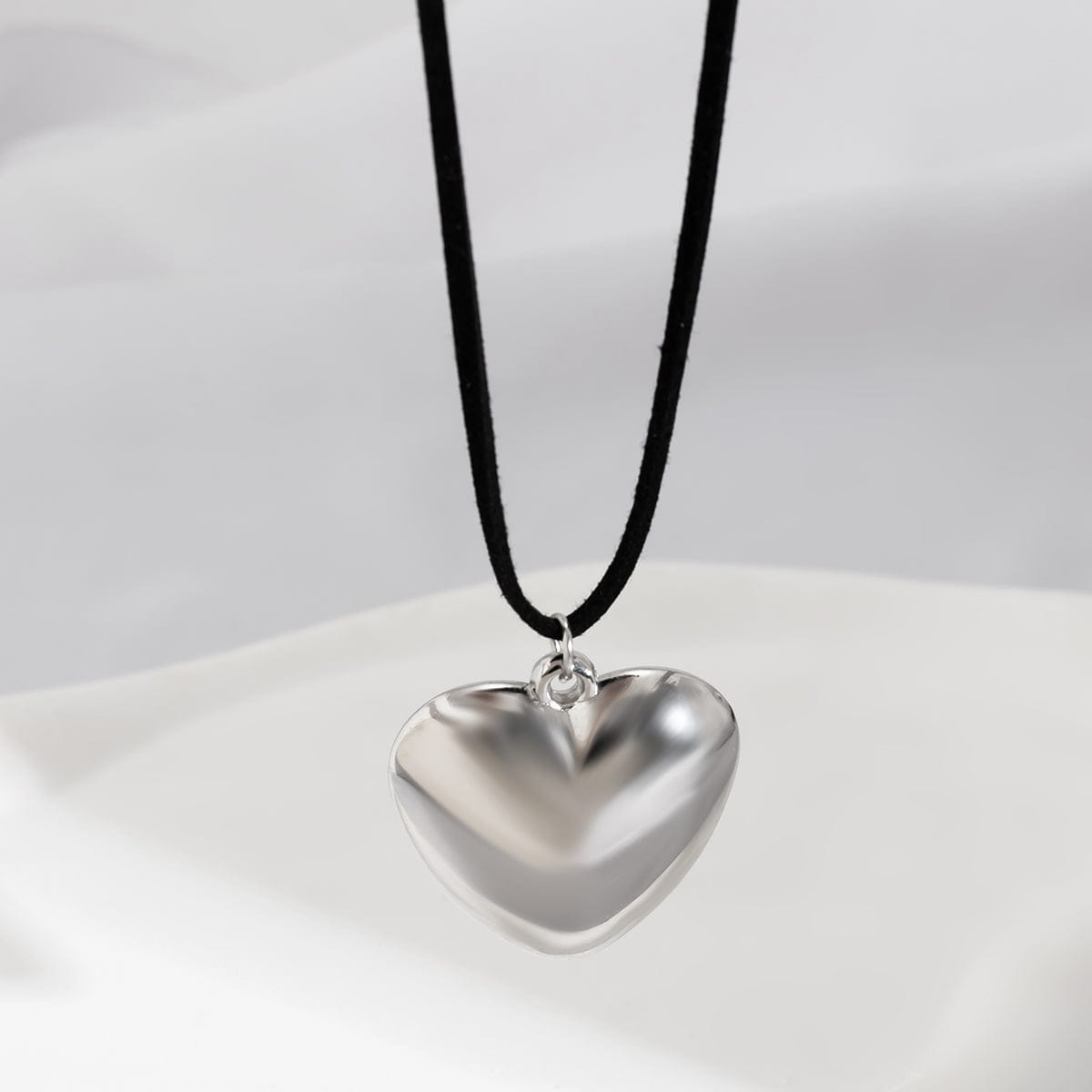 Velvet Cord String Heart Pendant Necklace - ArtGalleryZen