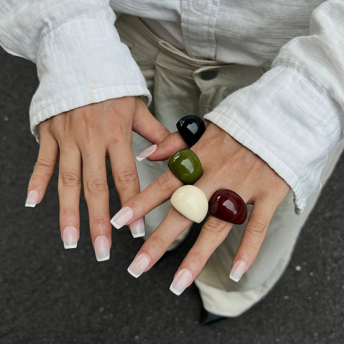 Vintage Chunky Resin Ring - ArtGalleryZen