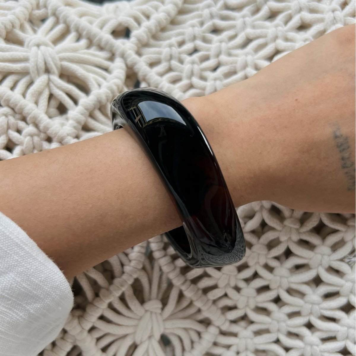 Vintage Square Resin Bangle Bracelet - ArtGalleryZen