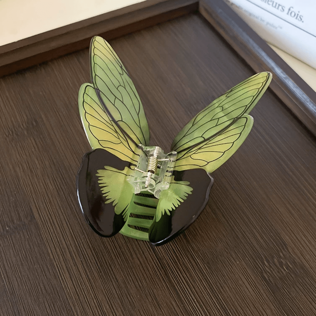 Vivid Green Butterfly Acrylic Hair Claw Hair Clip - ArtGalleryZen
