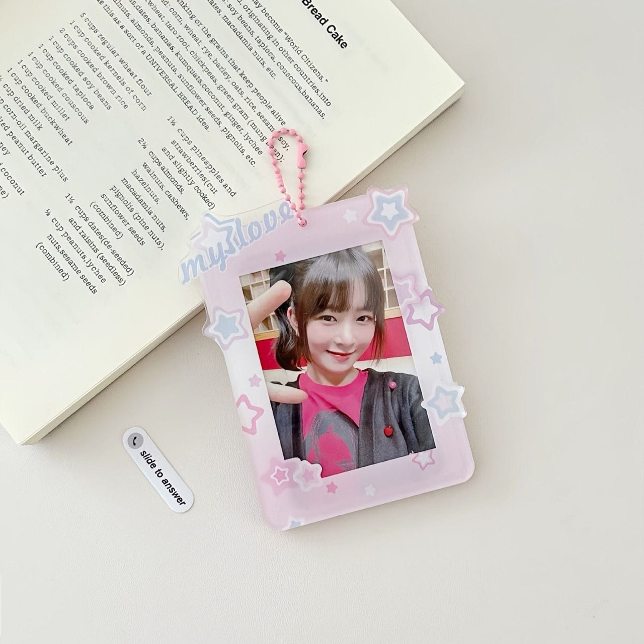 Y2K Star Kpop Keychain Acrylic Photocard Holder - ArtGalleryZen