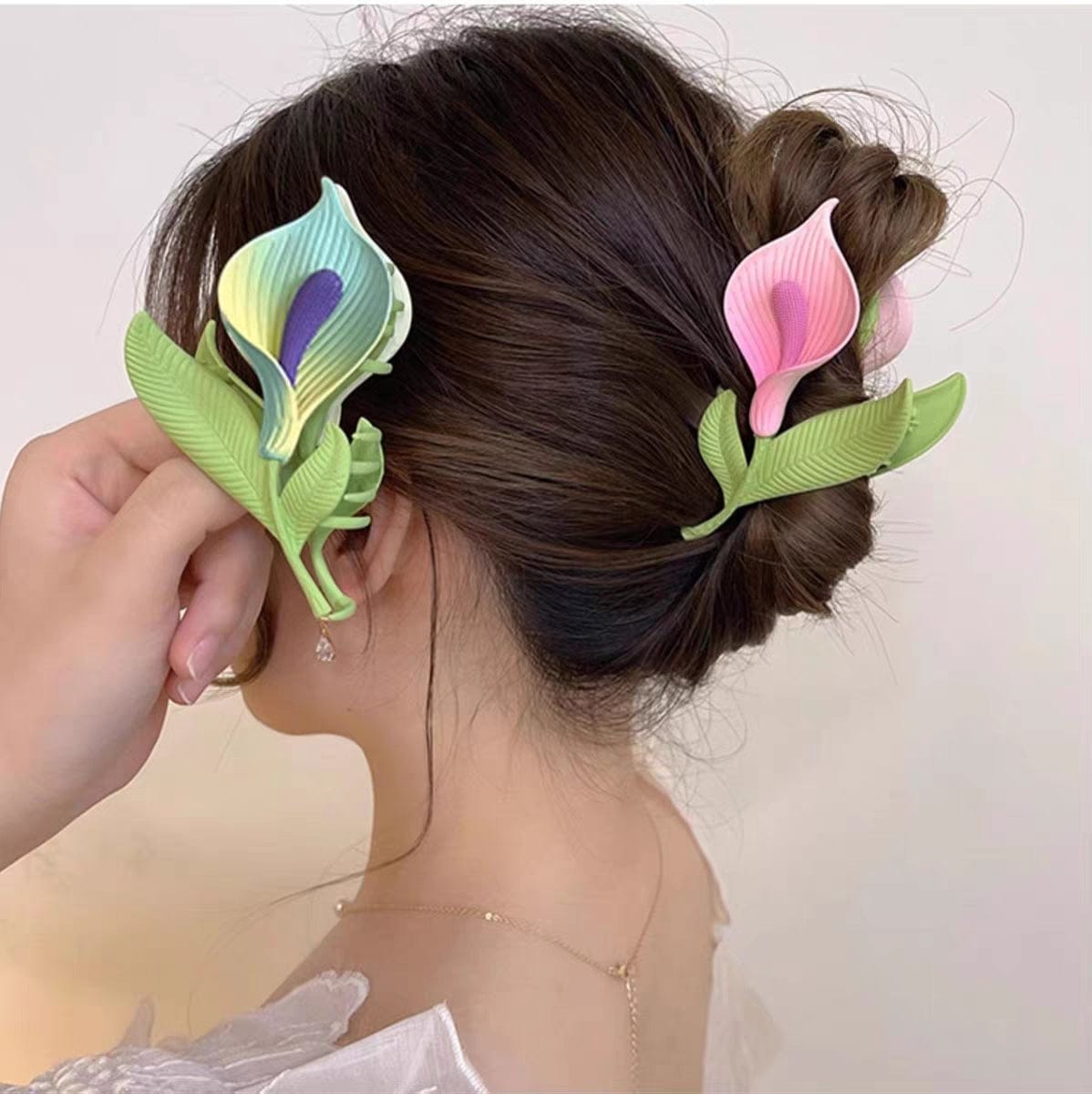 lily flower hair Chic Calla Lily Chignon Claw Clip Hair Clip