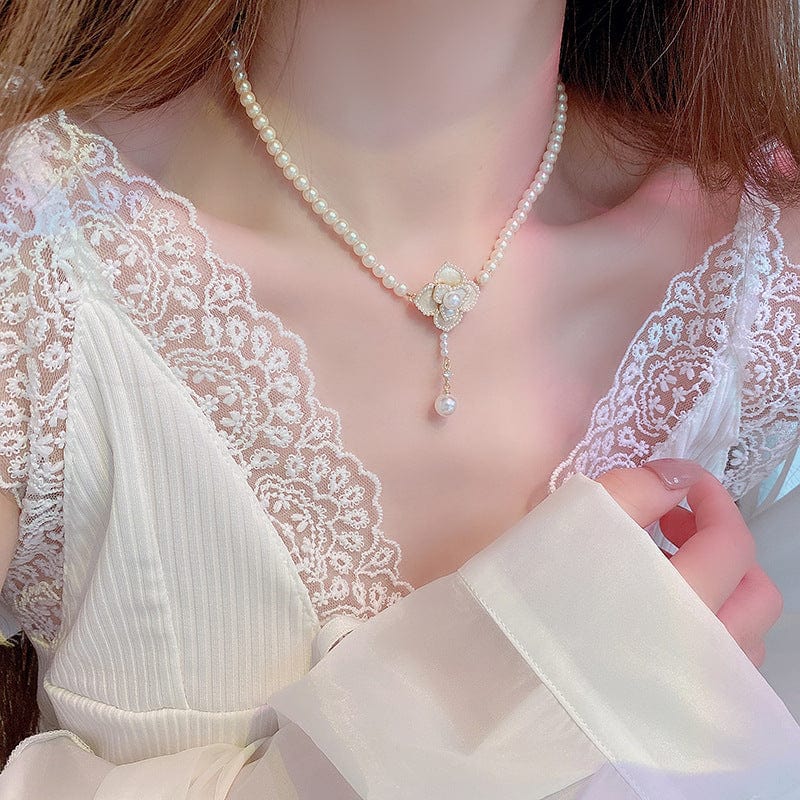 Chic Camellia Pearl Chain Choker Necklace - ArtGalleryZen