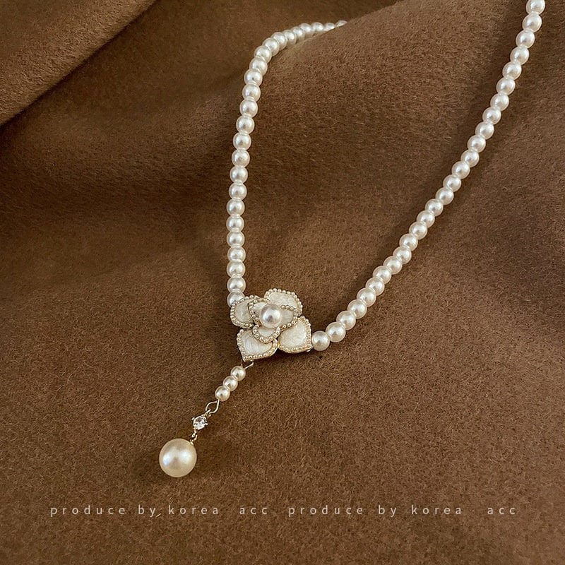 Chic Camellia Pearl Chain Choker Necklace - ArtGalleryZen
