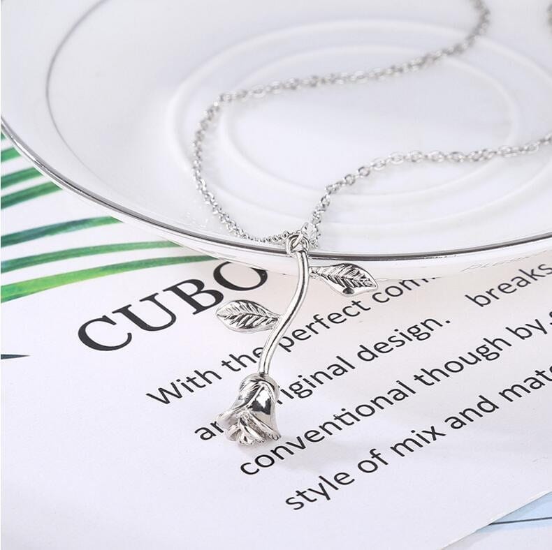 Chic Enamel Rose Pendant Necklace - ArtGalleryZen