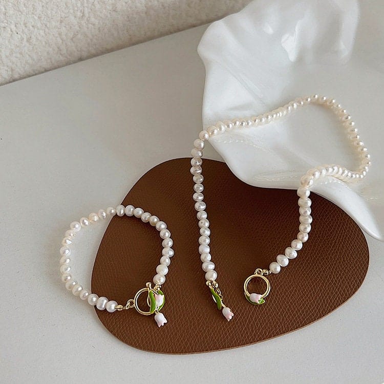 Chic Enamel Tulip Pearl Chain Choker Necklace Bracelet Set - ArtGalleryZen