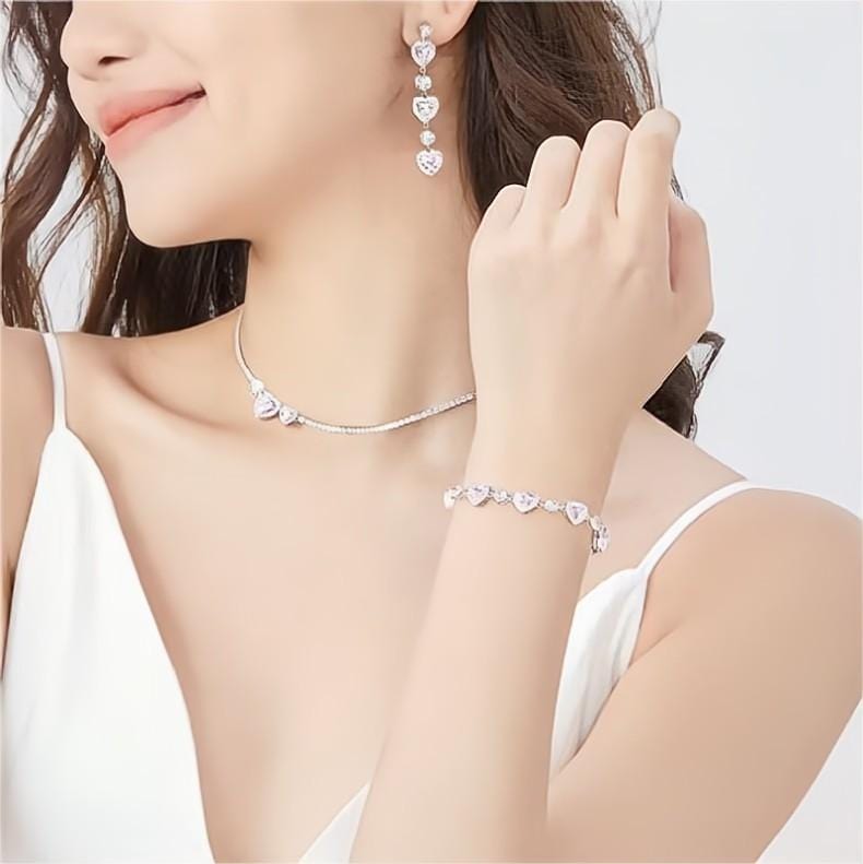 Chic Pink Crystal Heart Bracelet - ArtGalleryZen