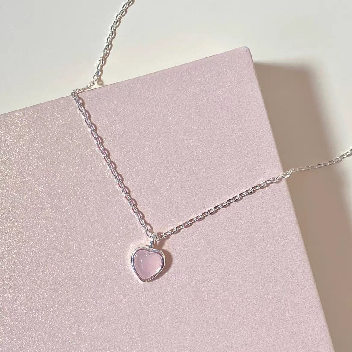 Dainty S925 Silver Pink Opal Heart Necklace - ArtGalleryZen