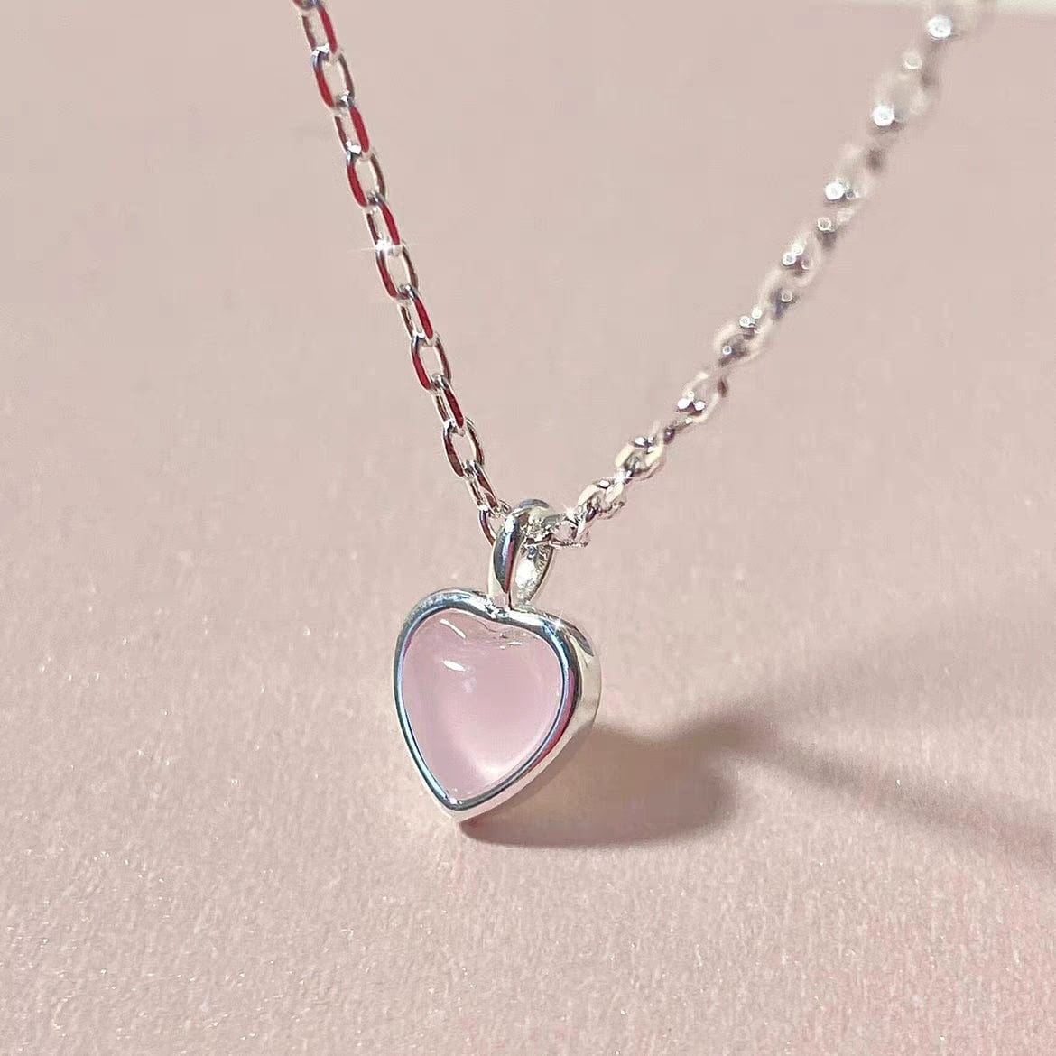 Dainty S925 Silver Pink Opal Heart Necklace - ArtGalleryZen