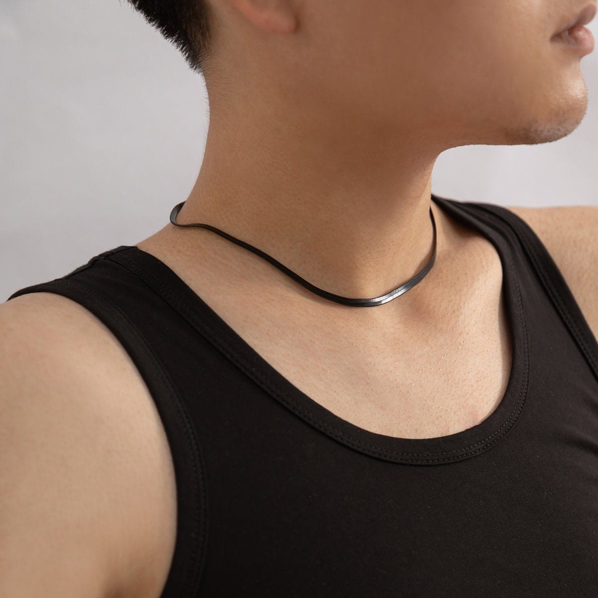 Minimalist Black Herringbone Chain Choker Necklace – ArtGalleryZen